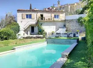 Comment devenir agent immobilier de luxe sans diplôme ?