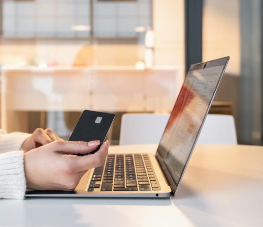 Prêts écologiques : quelles solutions offrent les banques en ligne ?